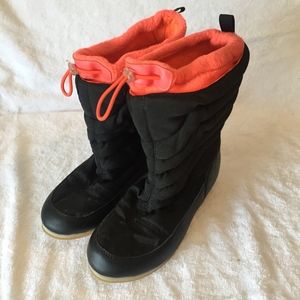 dkny snow boots